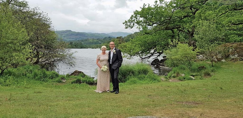 Small Lakeside Wedding Venue