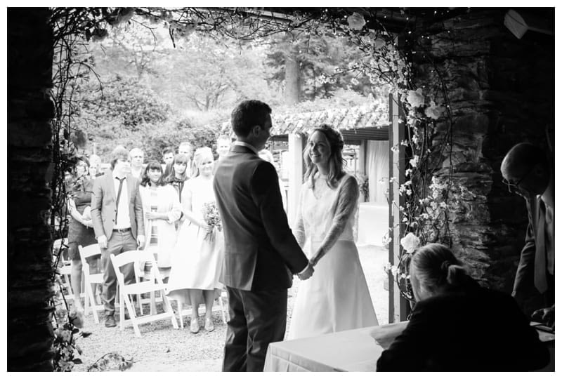 Outdoor-wedding-ceremony
