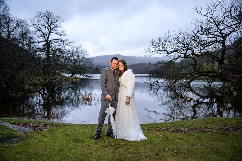 Wedding-couple-in-front-of-Rydal-Water